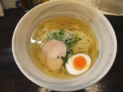 「塩らーめん（並）（600円）」@麺屋 廣島弐番の写真