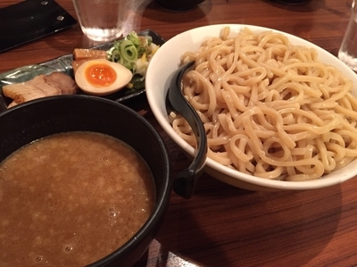 「超濃厚魚介豚骨つけ麺 特盛」@春樹 早稲田店の写真