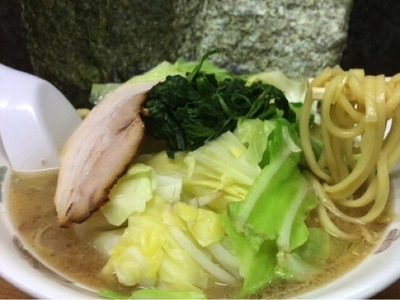「キャベツラーメン(700円)」@たかさご家 本店の写真