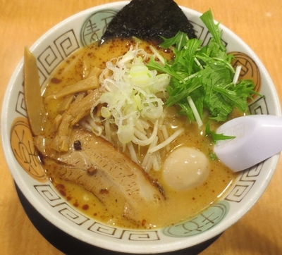 「白味噌らーめん0円＋味玉100円」@十味やの写真