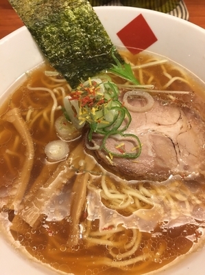 「醤油中華そば」@東京の中華そば ちよがみの写真