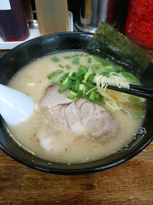 「ラーメン（チャーハンセット）750円」@博多ラーメン 長浜や 日暮里店の写真
