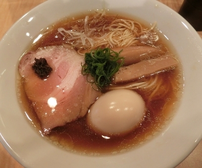 「味玉醤油そば」@Japanese Soba Noodles 蔦の写真