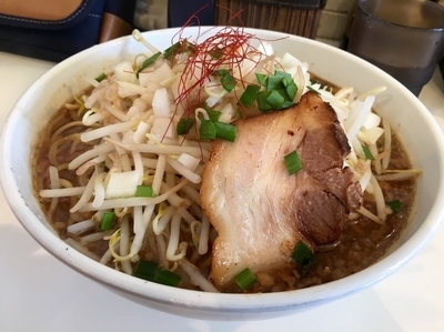 「スタ麺 野菜少なめ ¥800」@ぐうたらの写真