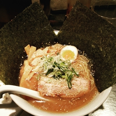 「とんこつ醤油 750円」@さんじの写真