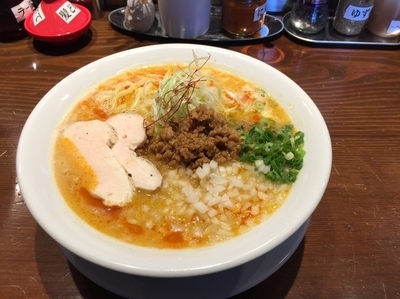 「【土日祝日限定メニュー】鶏玉たんたん 1000円」@風見鶏 本店の写真