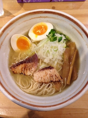 「鰤らあめん 塩  味玉(クーポン)」@めんや 正明の写真