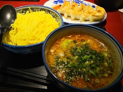 「佐蔵味噌つけめん　＋黒豚餃子（サービス券）」@麺匠 佐蔵の写真