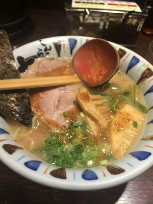 「七志らーめん」@七志 渋谷道玄坂店の写真