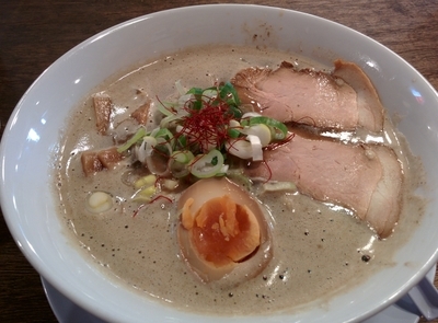 「ドロ煮干し５」@麺やゼットンの写真