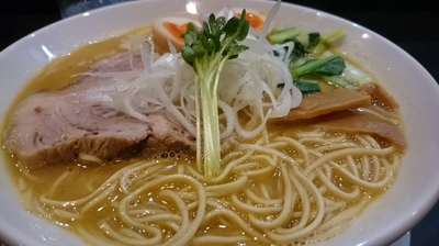 「二代目味玉中華そば」@ラーメンキャロルの写真
