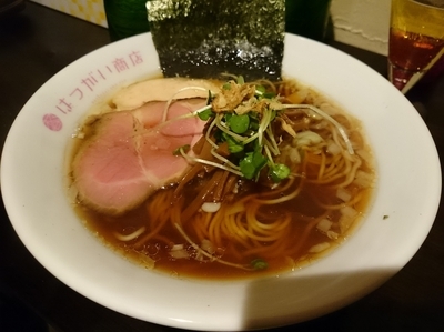 「中華そば750円＋ビール」@中華そば専門 はつがい商店の写真