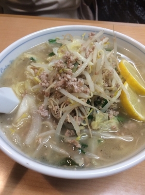 「レモン入りピリ辛しおらーめん」@ら～めん石狩の写真