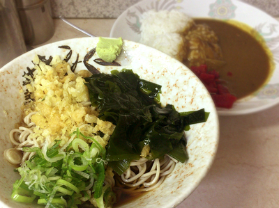 「冷やしたぬき・小カレー(710円)」@みまつの写真