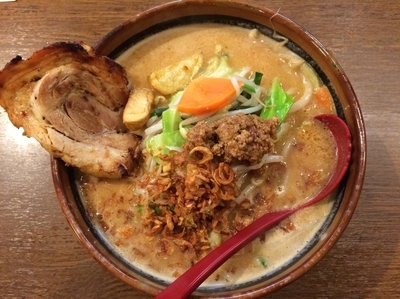 「北海道味噌野菜らーめん　炙りチャーシュー1枚トッピング」@蔵出し味噌 麺屋 壱正 小牧本店の写真