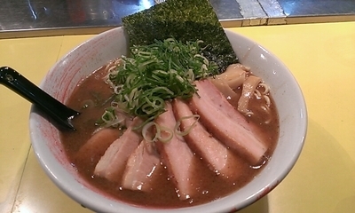 「一番定番のやつでしたが 忘れちゃいました」@らーめん研究所の写真