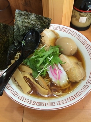 「煮干しらーめん 700円 味玉100円」@麺処 うち田の写真