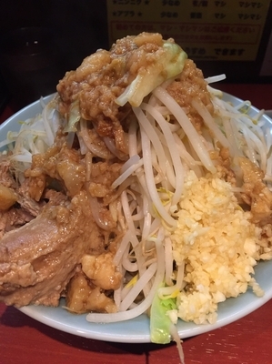 「小ラーメン、ヤサイ、ニンニク、アブラ」@立川マシマシ 神田駅前店の写真