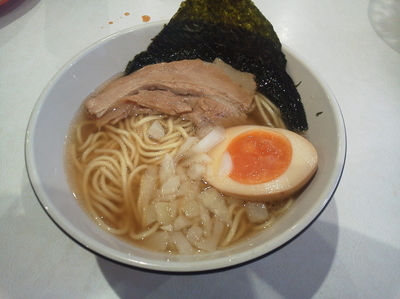「コク旨煮干しラーメン　380円」@はま寿司 那覇古島店の写真
