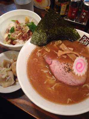 「ラーメン ¥700 (Cセット¥1150)」@煮干しらーめん 玉五郎 東京新宿店の写真