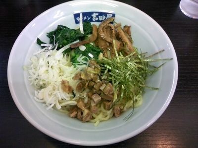 「まぜそば・大盛」@ラーメン 吉田屋の写真