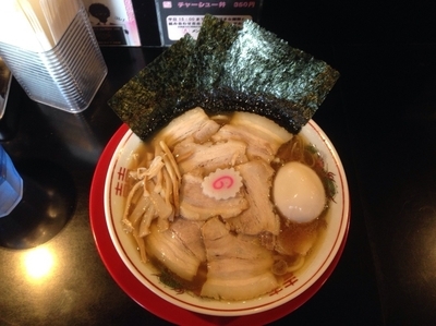 「特製」@肉煮干し中華そば さいころの写真