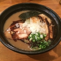 黒 魚介豚骨らーめん