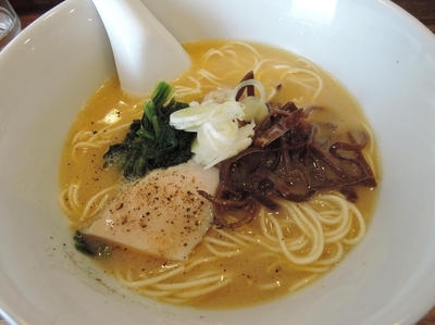 「博多水炊きラーメン」@麺屋すみすの写真