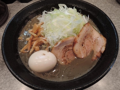 「エグにぼしらーめん」@麺屋 ひな多の写真