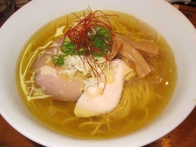 「塩ラーメン　800円」@ラーメン屋 トイ・ボックスの写真