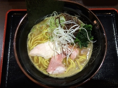 「鶏煮干しラーメン」@麺屋しめ丸の写真