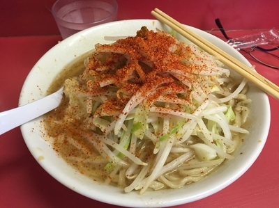 「小ラーメン少なめ　700円」@ラーメン二郎 桜台駅前店の写真