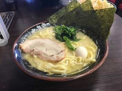 「らーめん（塩）」@横浜家系ラーメン 大黒家の写真