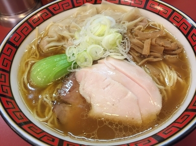 「ワンタン中華そば大盛」@中華そば 華丸の写真