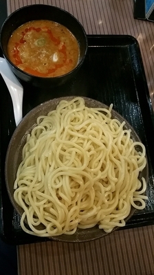 「四川担々つけ麺」@三ツ矢堂製麺 ぐりーんうぉーく多摩店の写真
