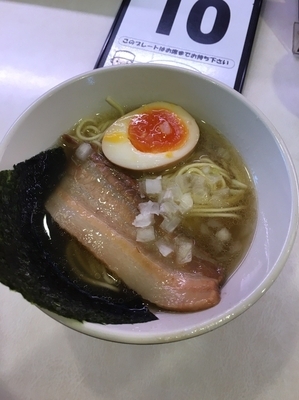 「コク旨煮干しラーメン380円」@はま寿司 三鷹北野店の写真