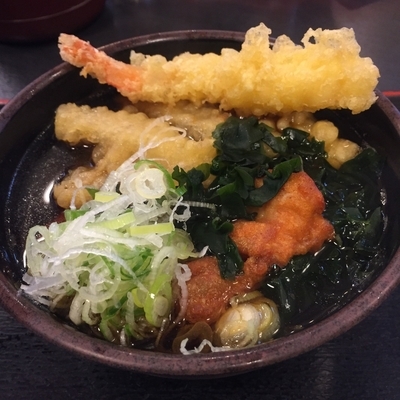 「【季節限定】唐揚げごぼう天（￥500）＋海老天（クーポン）」@ゆで太郎 麹町3丁目店の写真