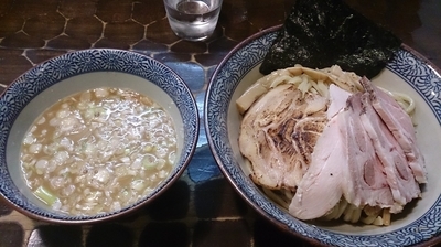 「龍介つけそば(中300g)＋窯焼豚チャーシュー」@特級鶏蕎麦 龍介の写真