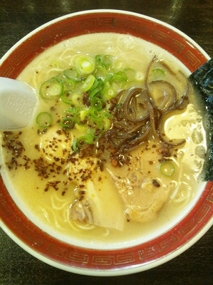 「久留米ラーメン（味玉トッピング）」@本格ラーメン 九州男児の写真