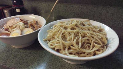 「大二郎つけ麺【2.5玉ﾆﾝﾆｸﾏｼﾏｼﾔｻｲ・ﾋﾟﾘｶﾗ】」@ラーメン二郎 新宿小滝橋通り店の写真
