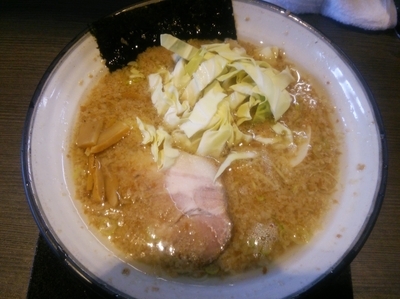 「黒麒麟（アブラ多め）＋替え玉」@麺屋 麒麟の写真