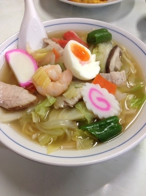 「五目わんたんめん 650円」@新京の写真