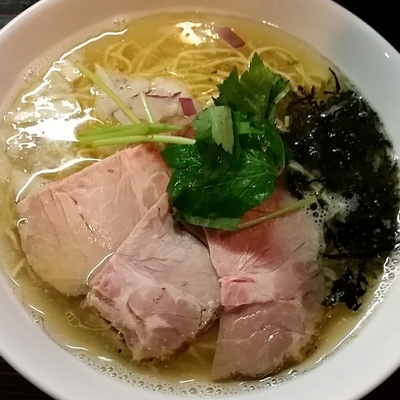 「白醤油そば　７００円」@中華そば 先崎の写真