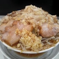 豚入りラーメン880円