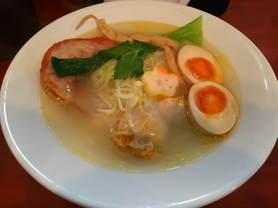 「【限定】あら塩拉麺　＋味玉、厚切り味噌漬け炙りチャー：㋚券」@拉麺 空の写真