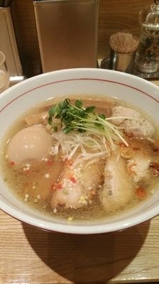 「特製地球の塩そば」@地球の中華そばの写真