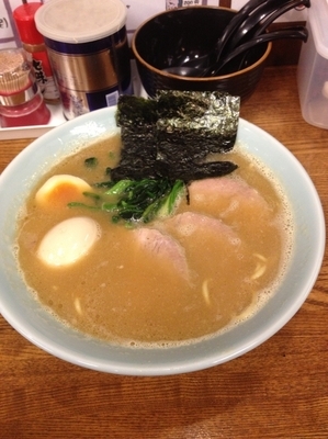 「チャーシュー麺味玉」@らーめん 満月の写真