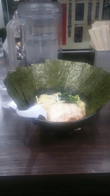 「ラーメン醤油 多めかため 海苔ダブル」@横浜家系ラーメン 上昇気流の写真