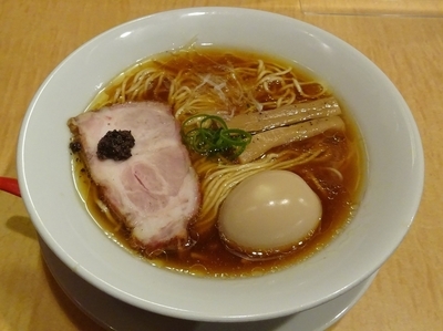 「味玉醤油そば（950円）」@Japanese Soba Noodles 蔦の写真