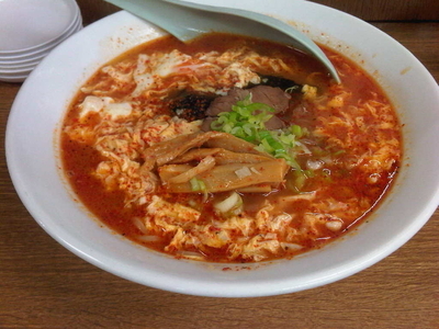 「ラブラブ辛いラーメン(800円)」@三陽ラーメンの写真
